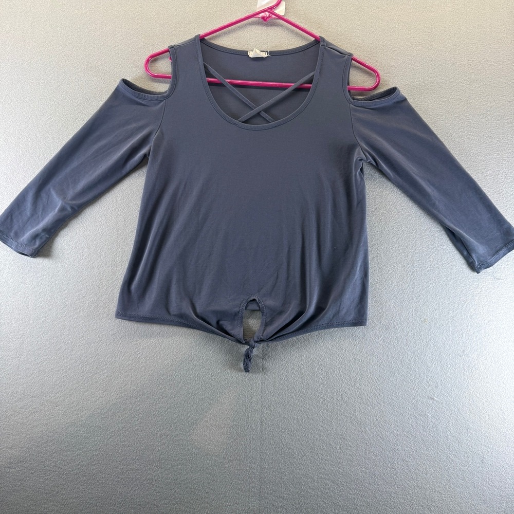 Caution to the Wind Gray Cold Shoulder Tie Front‎ Strappy Top Small